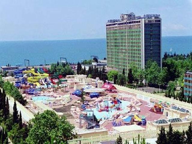 Погода в Адлере в мае 2018